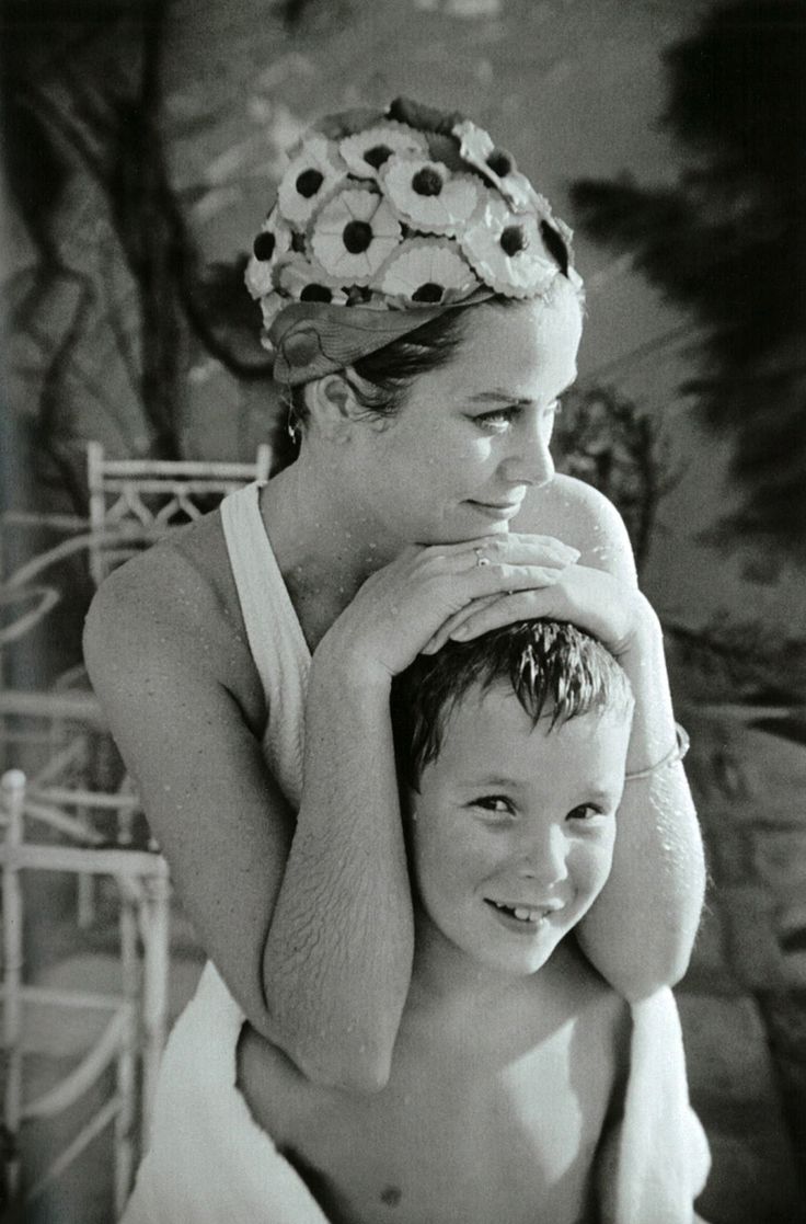 Storie di mamme Grace Kelly e suo figlio