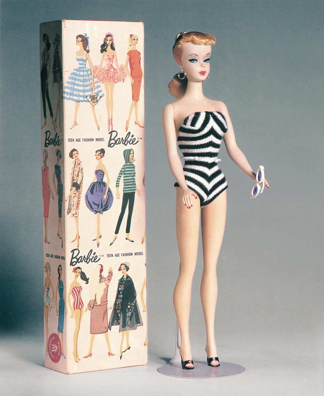 Barbie icona per mamme e bambine in mostra Barbie, modello Teen Age Fashion Doll, 1959