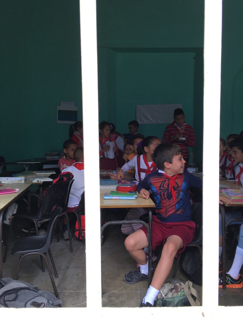 Viaggio cuba con bambini scuola (1)