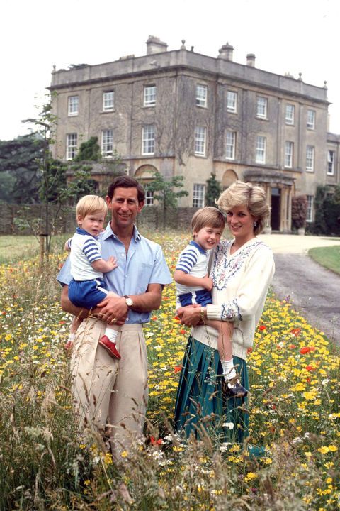 Lady Diana mamma town & country magazine